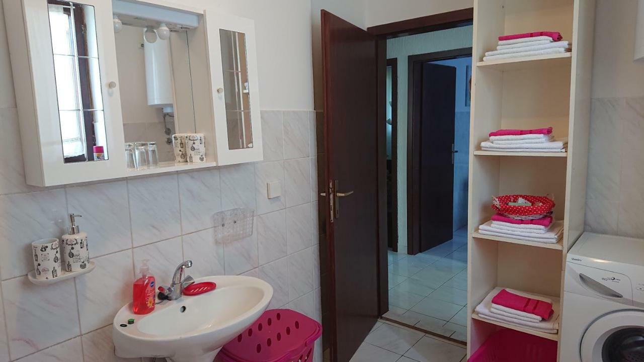 Apartment Devcic 포레치 외부 사진