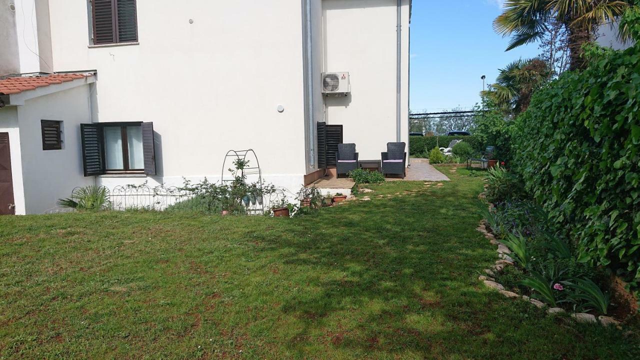 Apartment Devcic 포레치 외부 사진